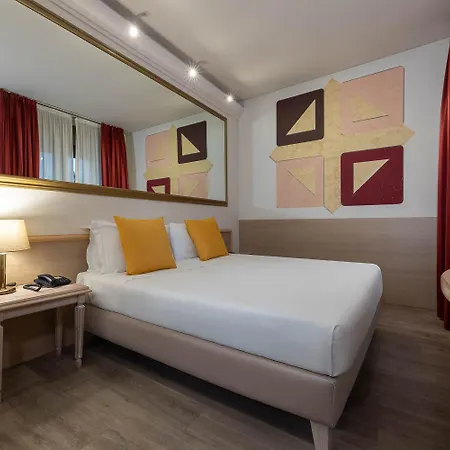Ih Milano St. John 4*