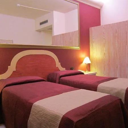 Hotel Ih Milano St. John 4*