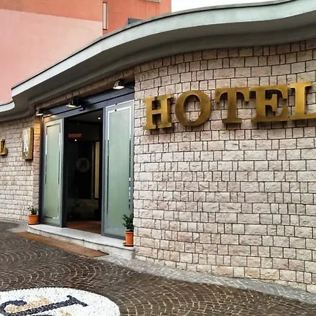Hotel Ih Milano St. John